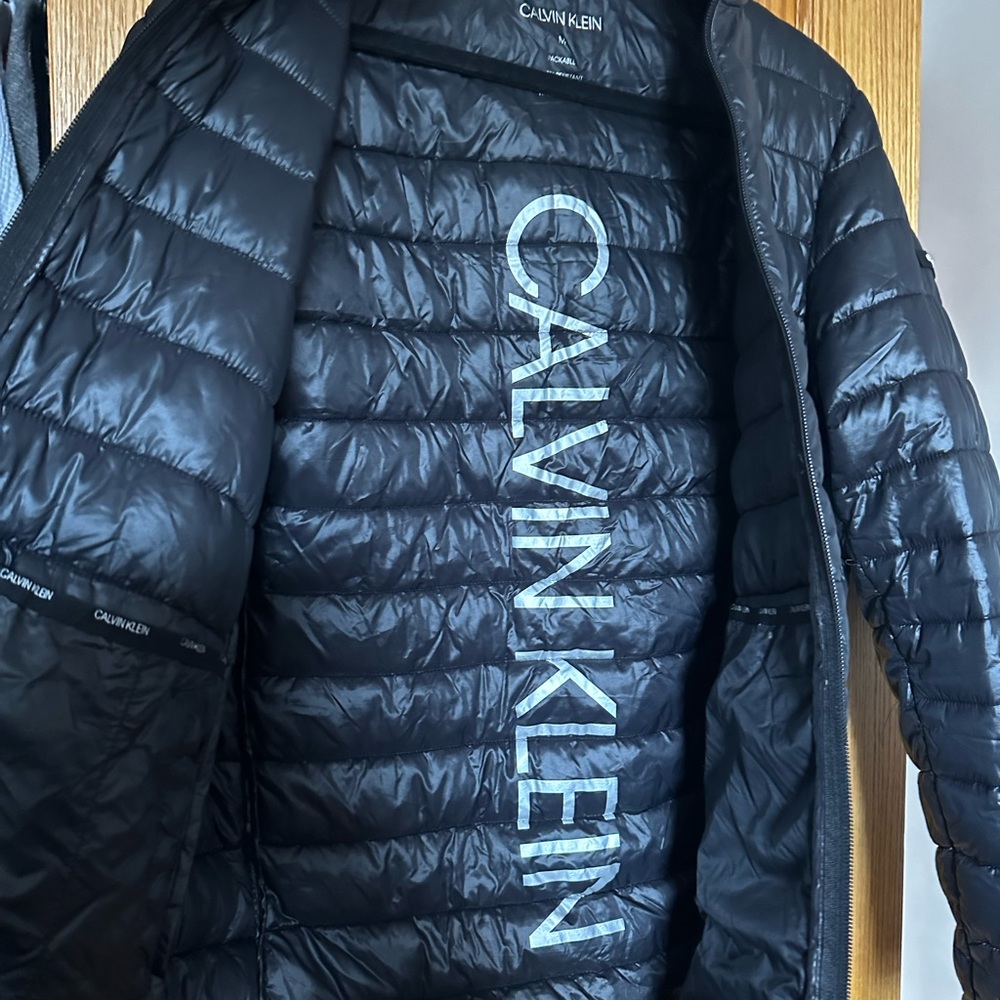 Calvin Klein Puffer Jacket - Picture 6 of 7
